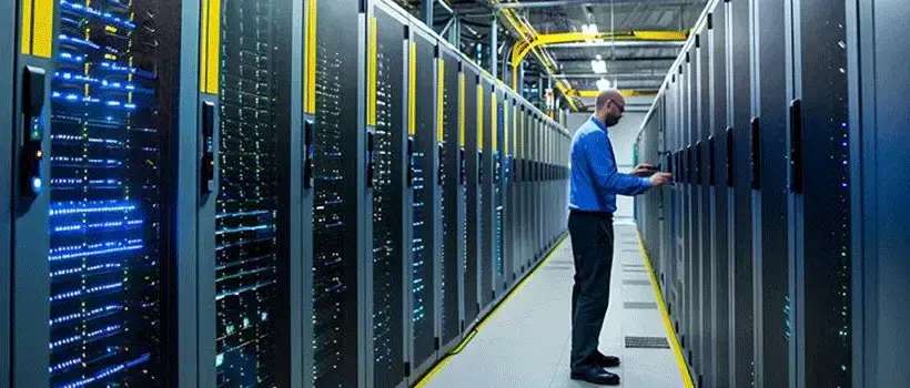 best practices for hybrid cloud in tech being carried out by man in data center