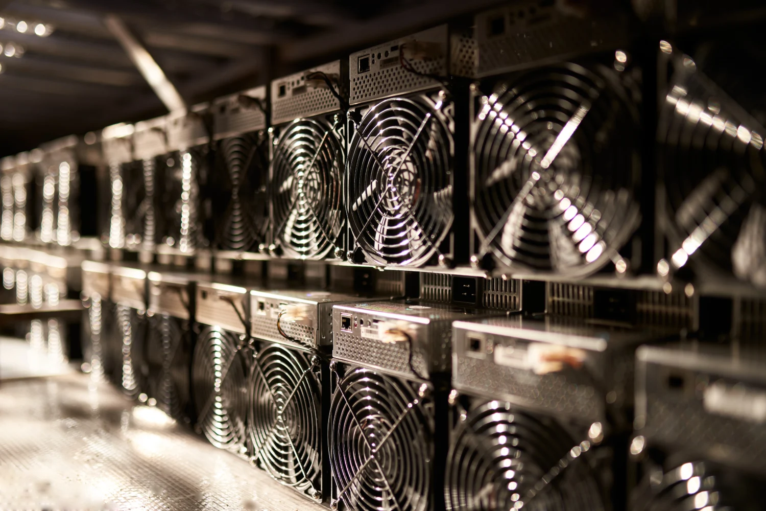 how are data centers cooled with air cooling